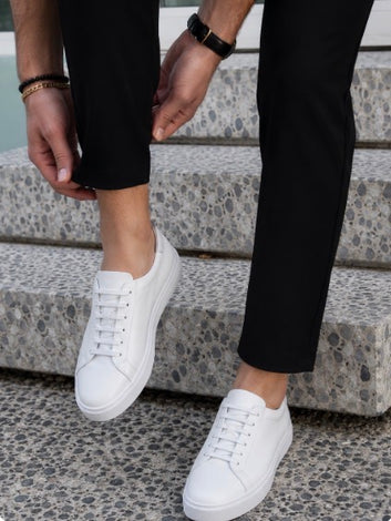 SNEAKERS EN CUIR BLANC